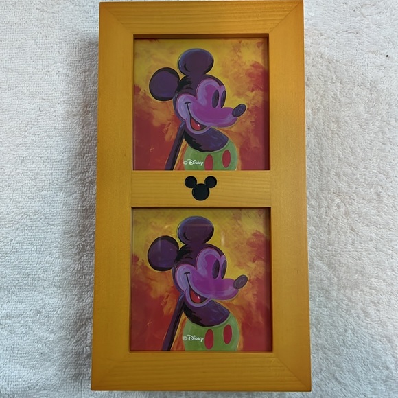 Walt Disney World Multi-Opening Picture Frame Keepsake - Picture 4 of 12